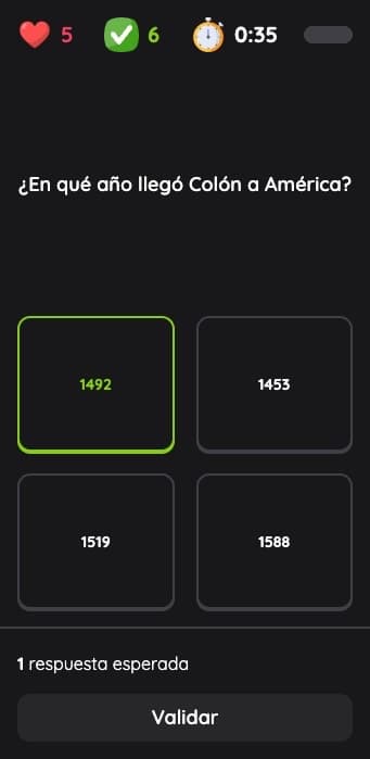 Aplicación del alumno en un teléfono: una pregunta del quiz durante una partida, tras seis respuestas correctas